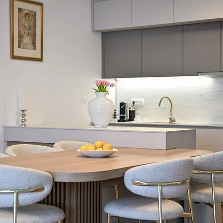 Sona Vista Luxury *