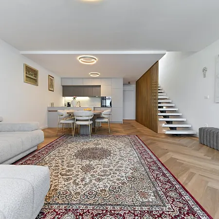 Sona Vista Luxury *