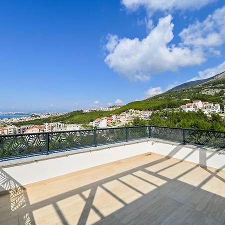 Sona Vista Luxury Willa Podstrana